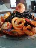 Frutti di mare con spaghetti Nero