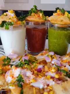 सेव पूरी (Sev Puri recipe in Hindi) रेसिपी मुख्य फोटो