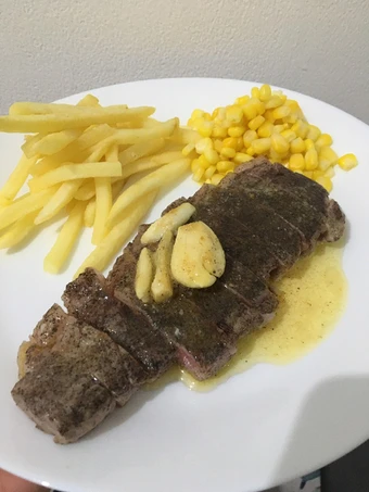 Cara Mudah Menyiapkan Resep Sirloin Steak Simple ala Rumahan yang Lezat Sekali Anti Ribet, Bikin Ngiler