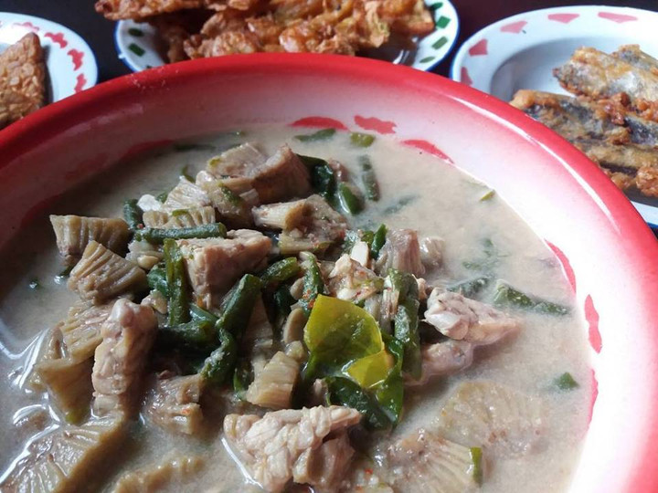 Langkah Mudah untuk Membuat Lodeh Kluweh yang Menggugah Selera