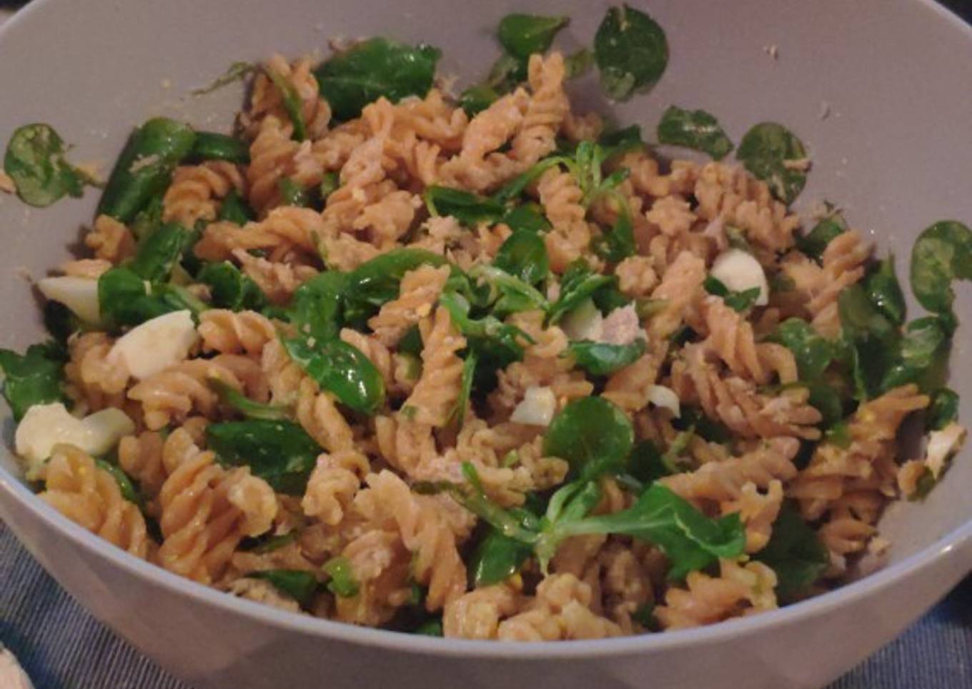 Canónigos con pasta