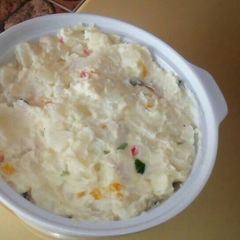 A picture of Potatoes salad.