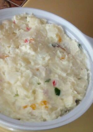 A picture of Potatoes salad.