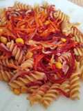 Ensalada de Pasta de Lentejas, Maíz Dulce, Zanahorias, Remolacha y Ensalada China, Aliñar a Tu Gusto