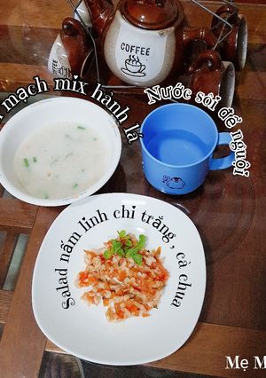 Hình của món #23 | Salad nấm linh chi trắng, cà chua.
