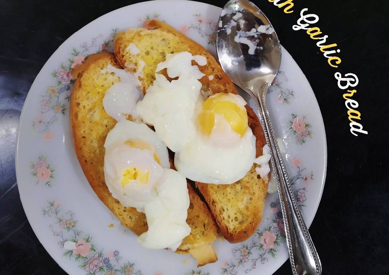 Roti panggang dengan bawang putih Gadik