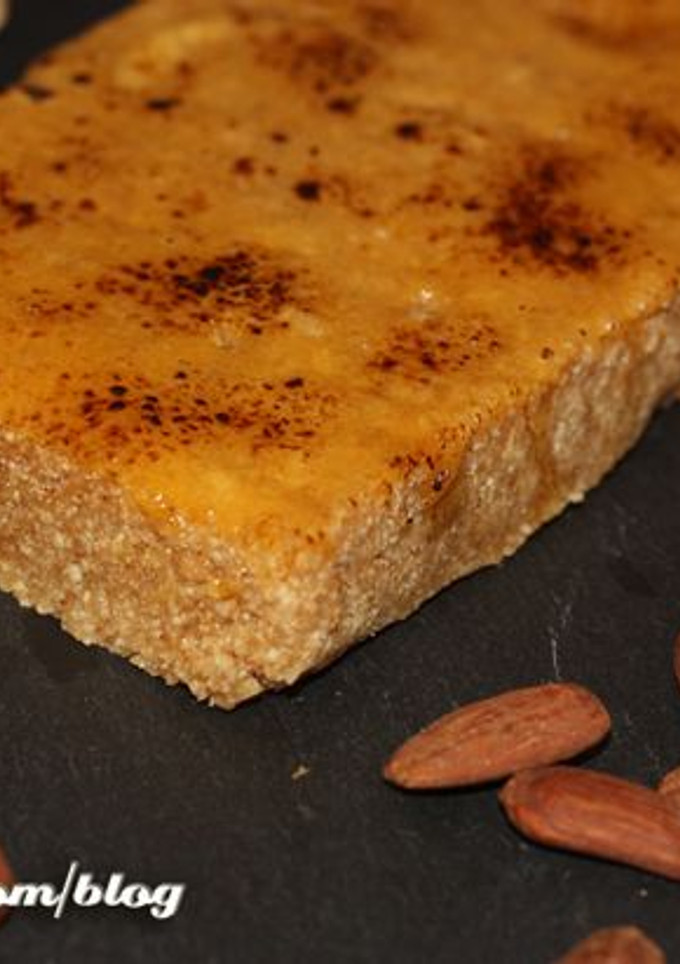 Una foto de Turrón de yema tostada