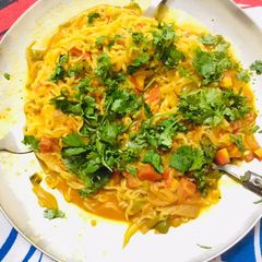 A picture of Fried maggi.