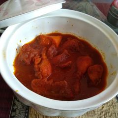 A picture of Butter chicken.