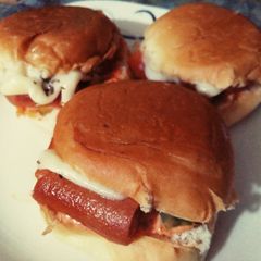 A picture of Instant mini burger #RamdAnkitayari.