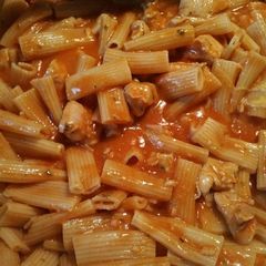 A picture of Chicken Pasta.