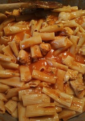 A picture of Chicken Pasta.