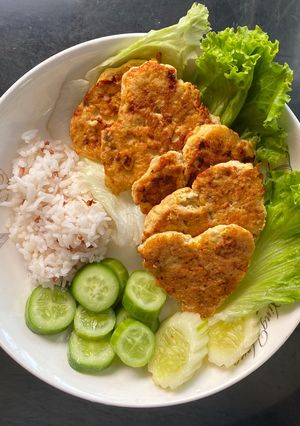 รูปของ ไก่กระเทียมก้อน โปรตีนเน้นๆ🍗🍴