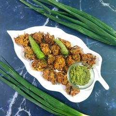 A picture of Spring Onion Pakoda.