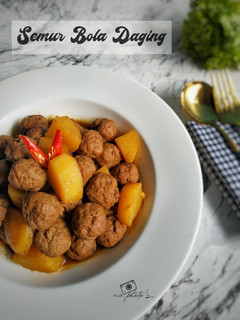 Foto resep Semur Bola Daging & Kentang