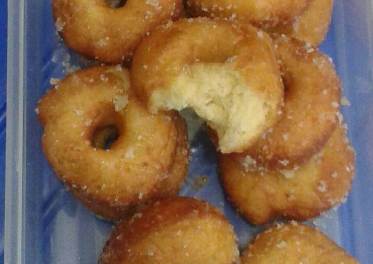 Donat ekonomis empuk gurih/ praktis