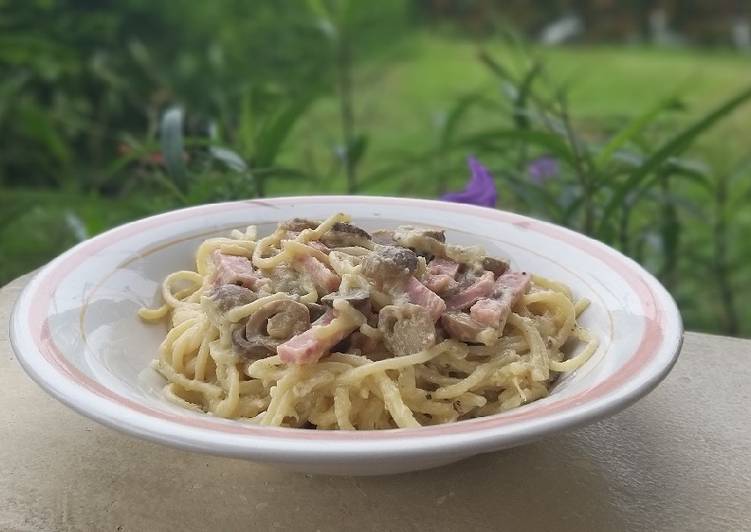 makanan Spaghetti carbonara Jadi, Enak Banget