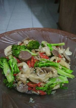 Foto resep Tumis Brokoli Jamur Tiram