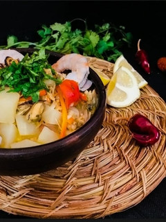 Una foto de Caldillo de mariscos