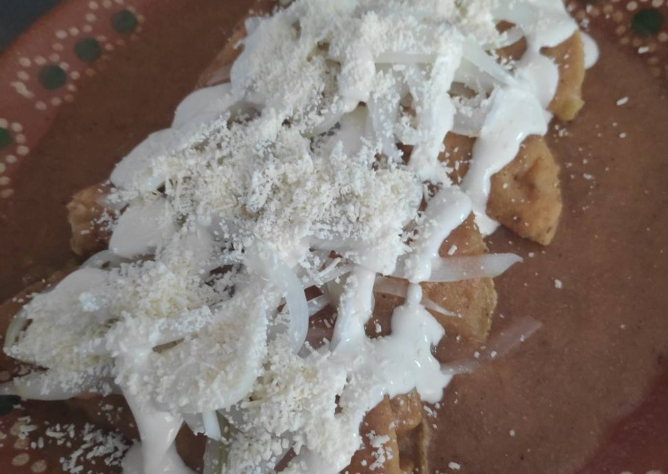 Enfrijoladas de picadillo