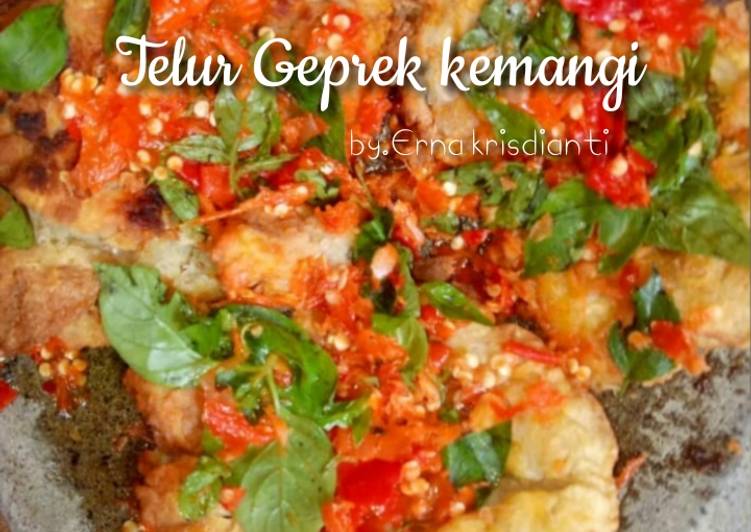 Cara Gampang Membuat Telur geprek kemangi, Enak Banget