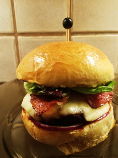 Házi hamburger recept fotója