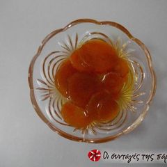 A picture of Carrot spoon sweet.