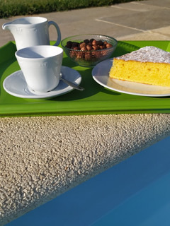 Una foto de Bizcocho de leche condensada y limón