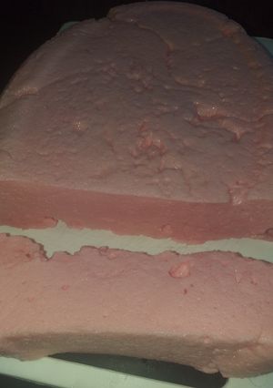Una foto de Merengue para niños o eventos NO ES EMPALAGOSO