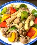 Mề Gà Xào Nấm & Ớt Chuông