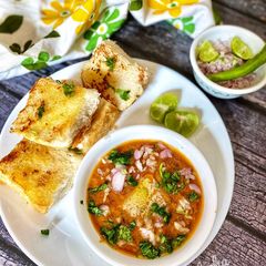 A picture of Pav bhaji.