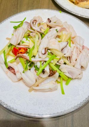 芹菜軟絲/魷魚 的食譜成品照片