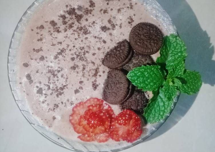 Resep Modern black rice with strawberry garnish (ketan hitam modern) yang Menggugah Selera