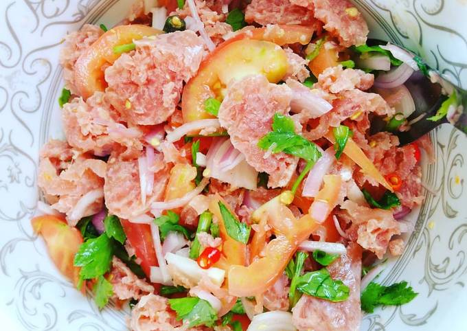 สูตร ยำแหนม โดย Narinthip Boonyarit - Cookpad