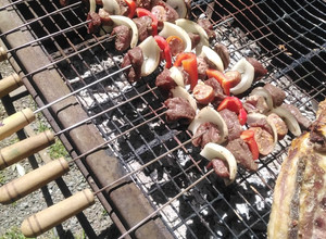 Una foto de Anticuchos