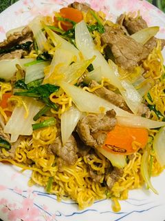 Hình của món Mì xào bò.