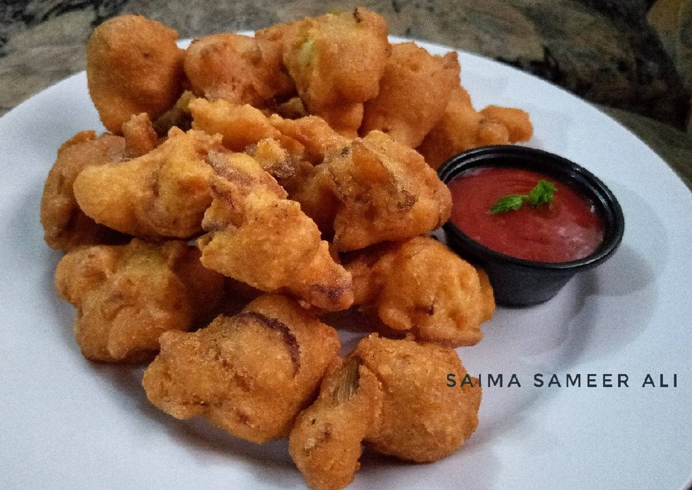 Mong ki daal ke pakoray