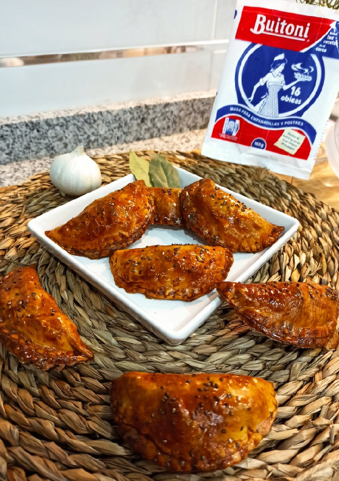 Una foto de Empanadillas de brócoli, pavo y queso de cabra 🥟🥦🧀