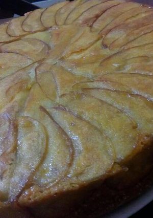 Una foto de Torta de manzana invertida