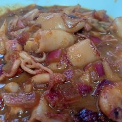 A picture of Adobong Pusit.