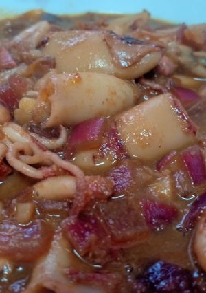 A picture of Adobong Pusit.