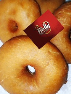 A picture of Fluffy tasty doughnut.