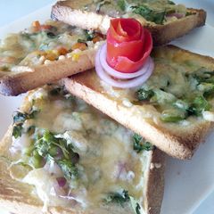 Bread Pizza A picture of Bread Pizza.