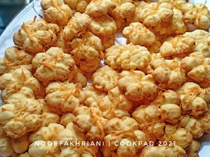 Langkah Mudah untuk Membuat Cookies Sagu Keju yang Lezat Sekali