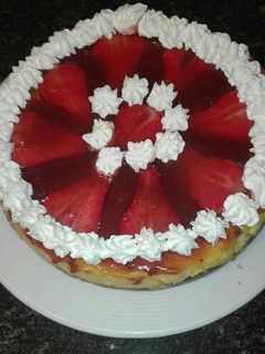 Una foto de Tarta de queso con toque de limón en la olla GM g súper fácil