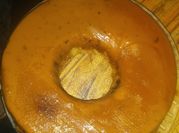 Una foto de chocoflan fácil sin leche condensada