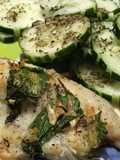 Filete de mojarra al epazote con pepinos en vinagre de sidra de manzana. 100% libre de grasa