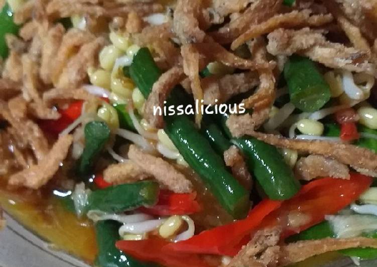 Kacang panjang terasi mix teri crunchy
