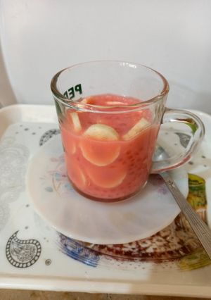 A picture of Sagodana with Rose syrup and banana 🍌 🍌 🍝.