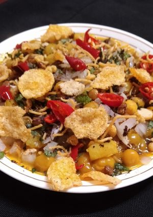 ঘুঘনি চাট(ghoogni chat recipe in bengali) রেসিপির প্রধান ছবি